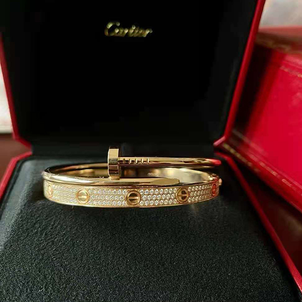 カルティエ LOVEブレスレット コピー・カルティエ ラブブレス 偽物