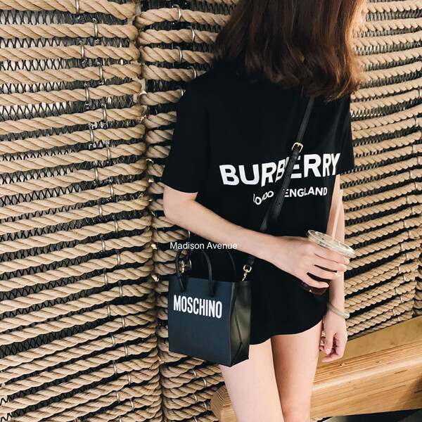 バーバリー Tシャツ コピー ロゴプリント コットンTシャツ ブラック