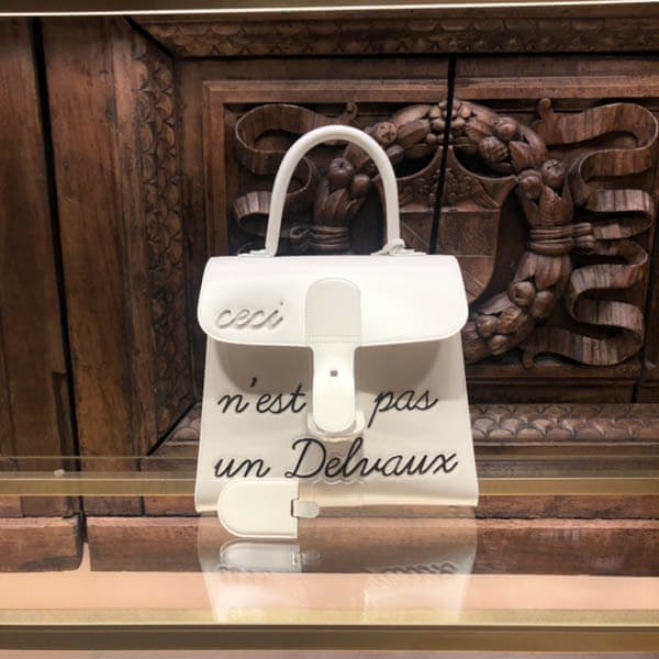デルボー バッグ 偽物【DELVAUX】新色!!