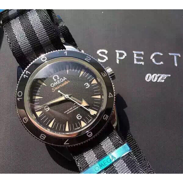 オメガ 007 コピー シーマスター300 007 omega スペクター コピー