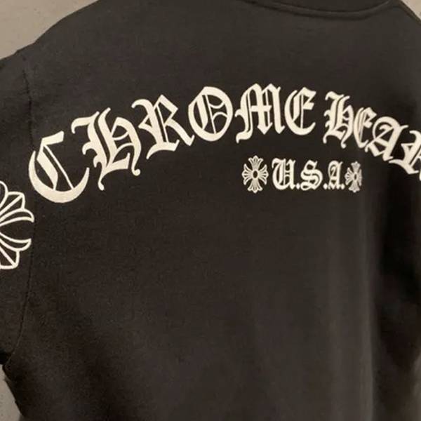 新品 クロムハーツtシャツ 偽物 半袖カットソー セレブ多数愛用-クロム