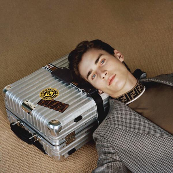 限定 フェンディ×RIMOWA スーパーコピー スーツケース yellow 33L