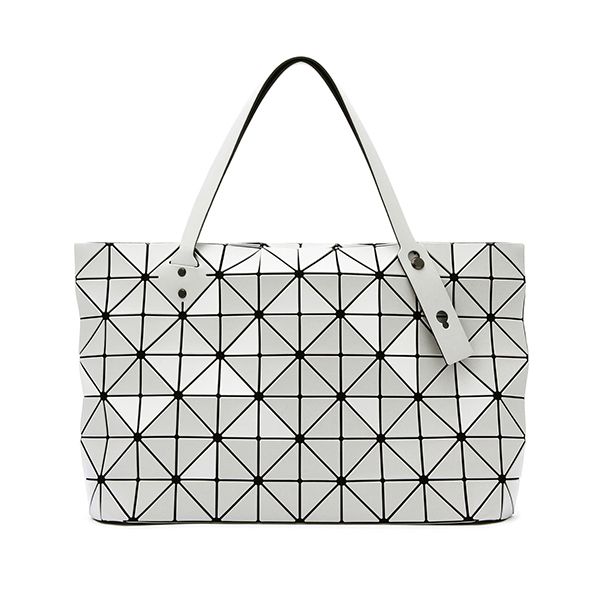 バオバオイッセイミヤケ 偽物 韓国 ISSEY MIYAKE】ロック マット