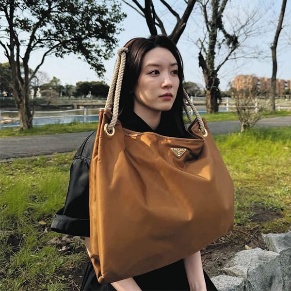☆永野芽郁 プラダ バッグ☆マリーナ リナイロン コピー Large