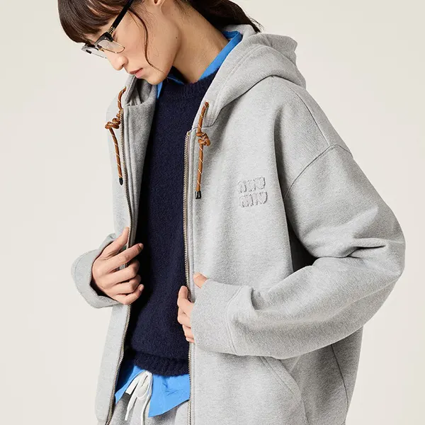 ミュウミュウ Cotton Fleece Hoodie フード付きジップアップ MJL063