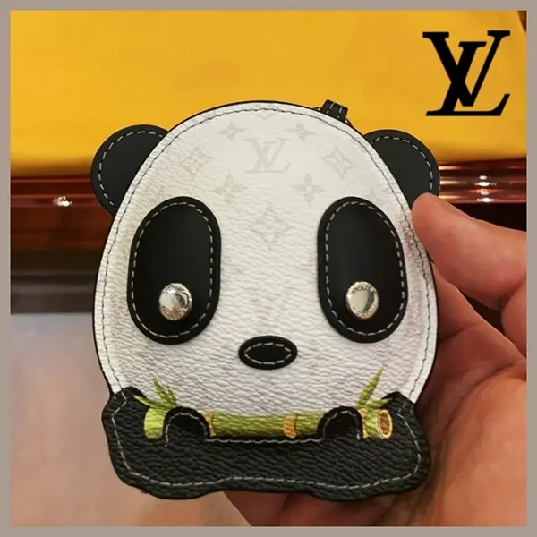 最新！ルイヴィトン バッグチャーム・LV パンダ コピー M03397-ルイ