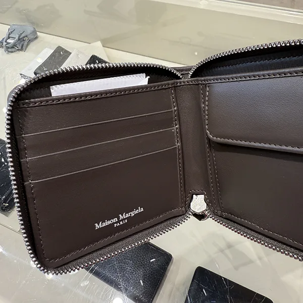 Maison Margiela グラムスラム財布美品 新作入手困難マルジェラ グラムスラム 財布 コピー ダークブラウン