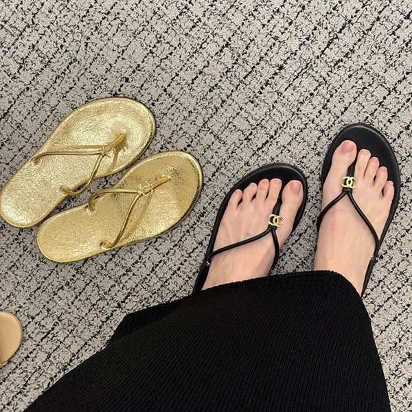 CHANEL トング サンダル 希少 CHANEL - 希少 CHANEL ココマーク トング