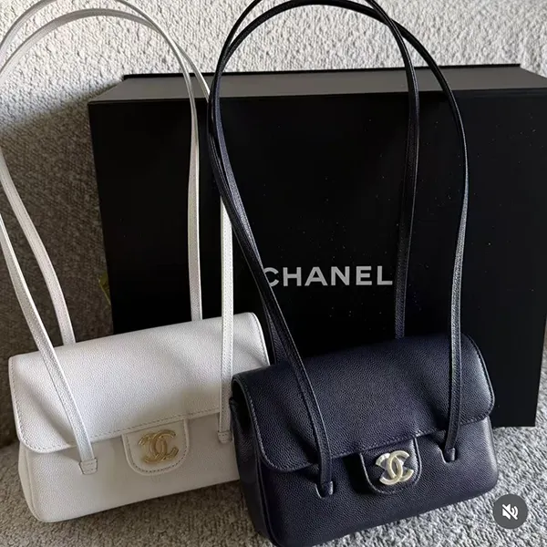 CHANELフラップバッグブラック シャネル フラップロングショルダーバッグ CC AP5068 B23204 U6544