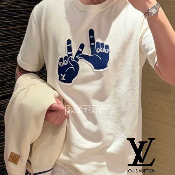 LVロゴ【ルイヴィトン】クルーネック Tシャツ 1AK6Z-ルイヴィトン