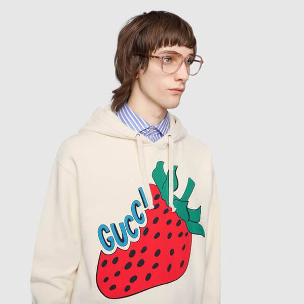 GUCCI グッチ パーカー いちご ストロベリー Mサイズ 新作限定人気 グッチ いちご コピー パーカー☆出産祝いにも ベビー
