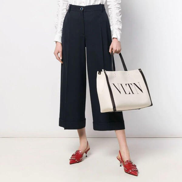 ヴァレンティノ トートバッグ コピー【ヴァレンティノ GARAVANI】VLTN
